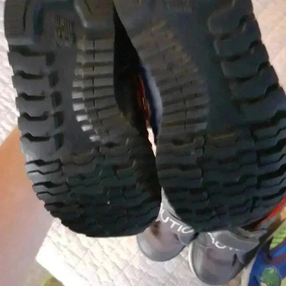 Boys sneakers bundle size 7 - Picture 7 of 7